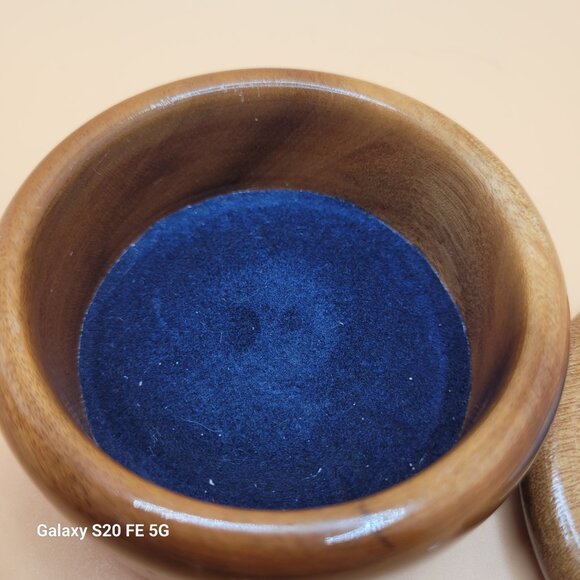 Woodstones Round Brazilian Wooden Agate Inlaid Top Trinket Jewelry Box - Picture 2 of 10